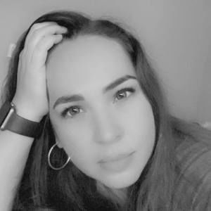 Meet your Posher, Vanessa